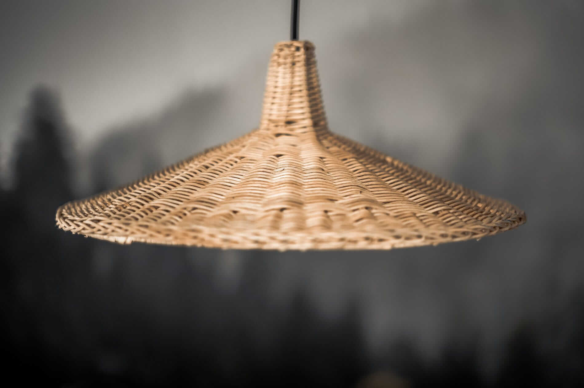 SUTTER LAMP