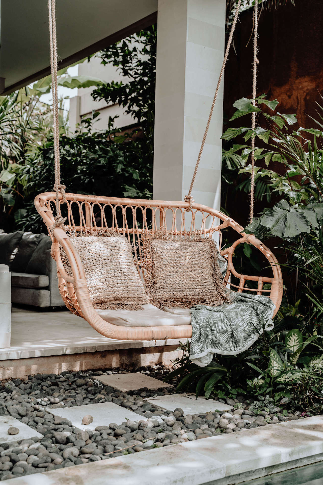 KOBOO HANGING CHAIR