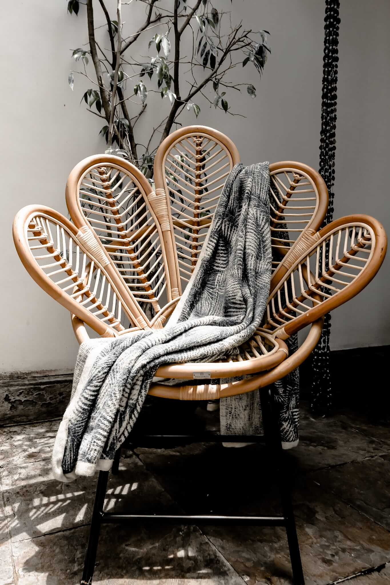 FLOWER CHAIR